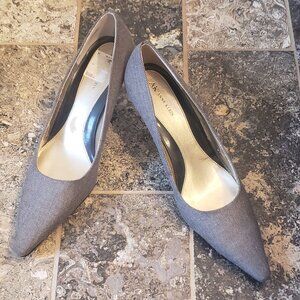 Anne-Klein Pointed Closed-Toe Herringbone Pumps, Size 10